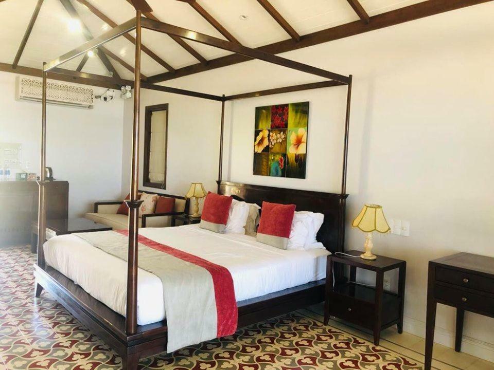 Golden Lotus Resort Ke Ga Exterior photo